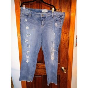 Torrid Jeans Womens Size 20 Distressed Crop Denim Blue Frayed Hem